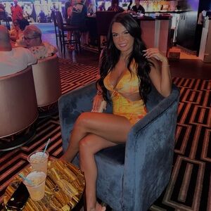 Meet your Posher, Taylor